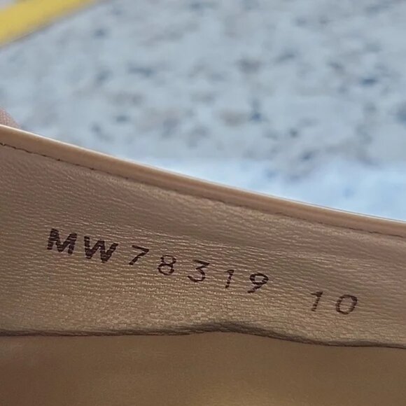 🔥🔥Special Free Offer!!🔥🔥 Stuart Weitzman peeptoe pumps - Picture 11 of 15